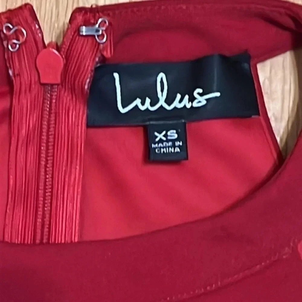Lulu’s | NEW Favorite Feeling Wine red Halter dress Scallop hem women’s size XS - Picture 6 of 8